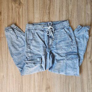 American Eagle Cargo Jeans Size 6